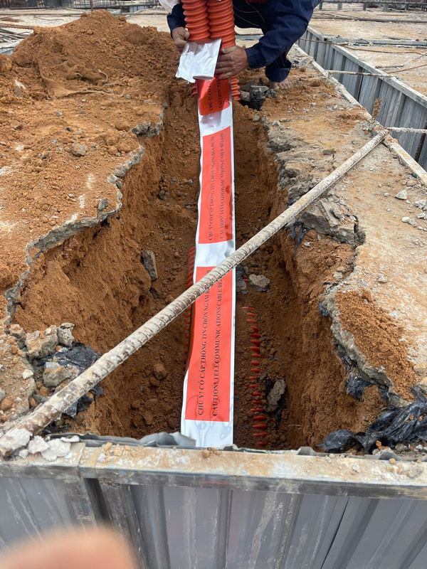 Thi công hệ thống điện